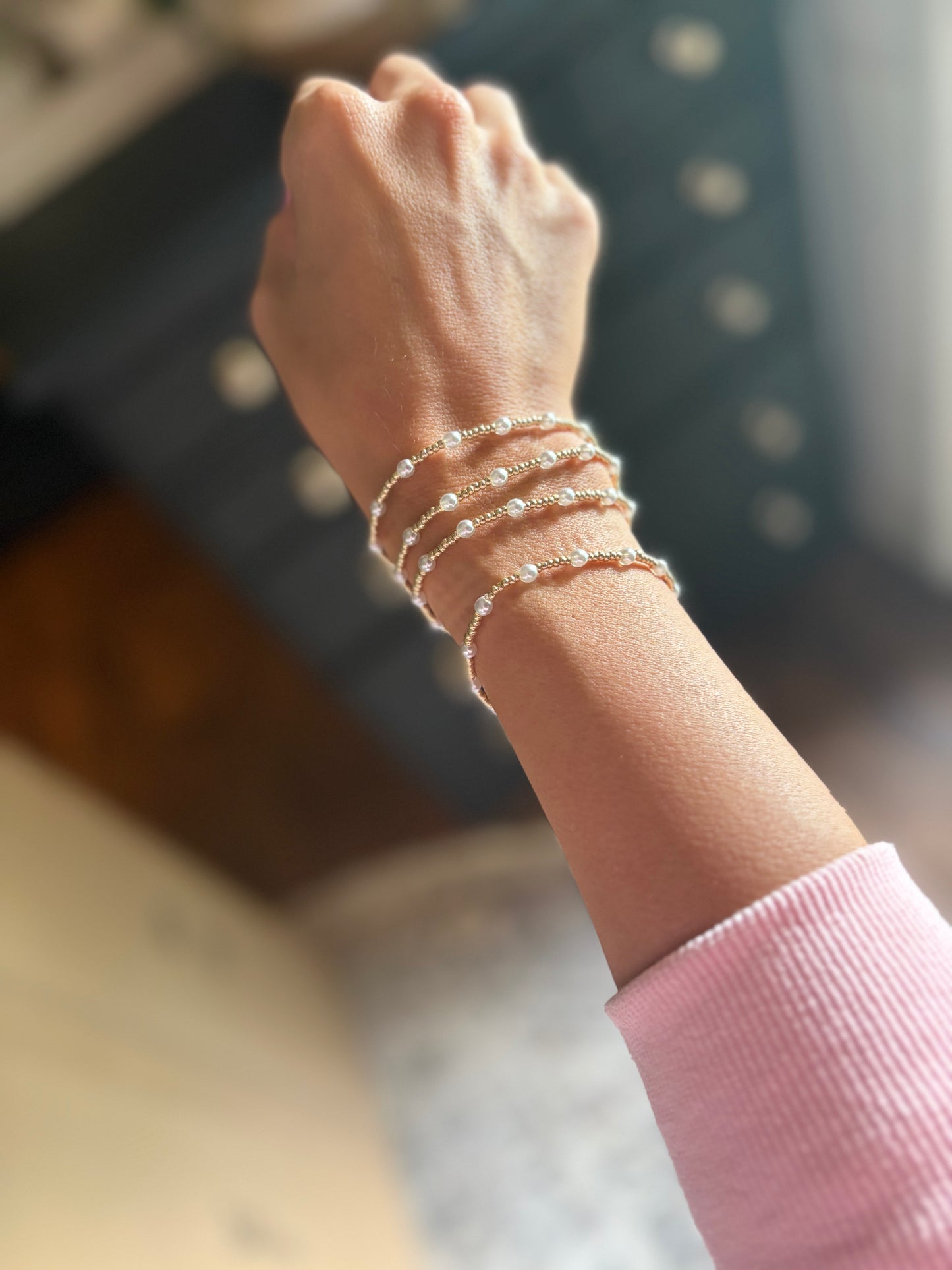 Gold Seed Bead/White Pearl Bracelet